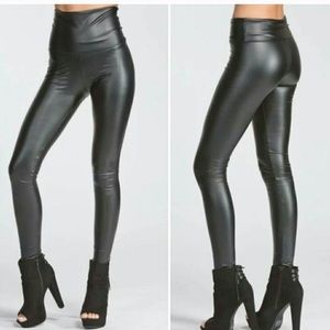 Last pair Faux Leather Leggings, High Waist M